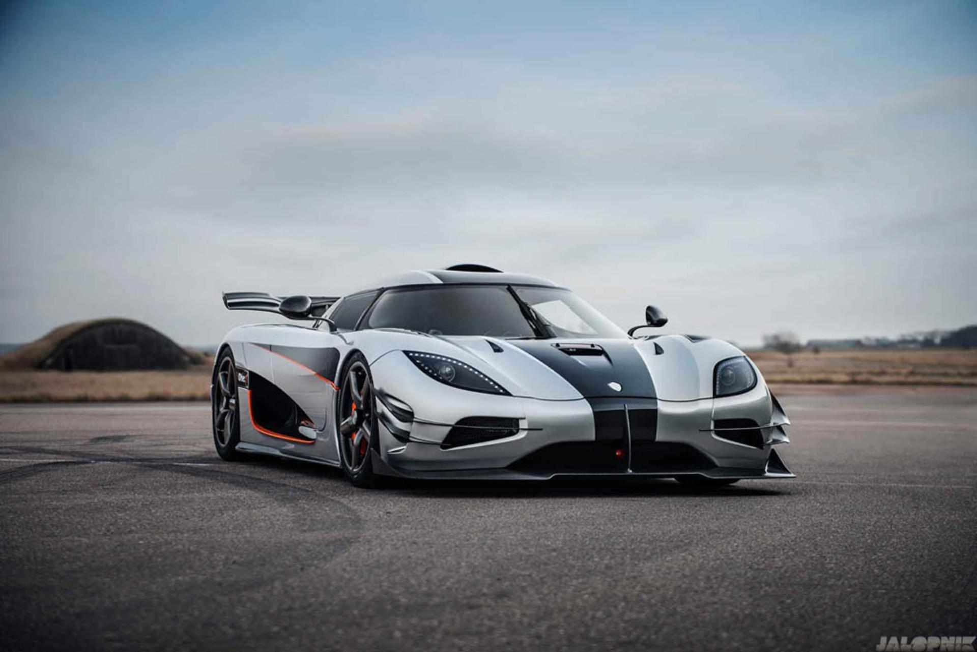 Koenigsegg-One-1-Supercar_5