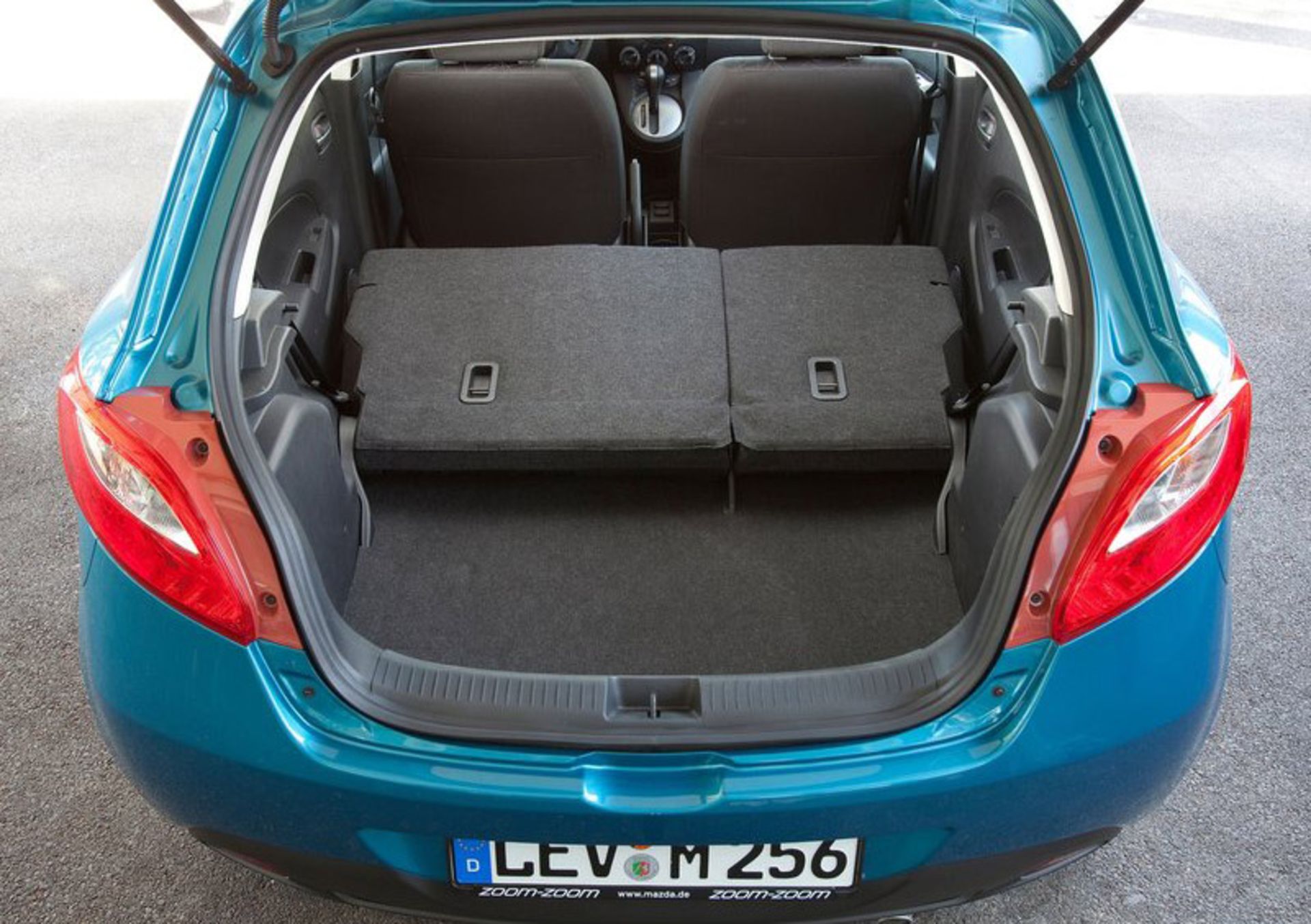 Mazda 2 - 2011