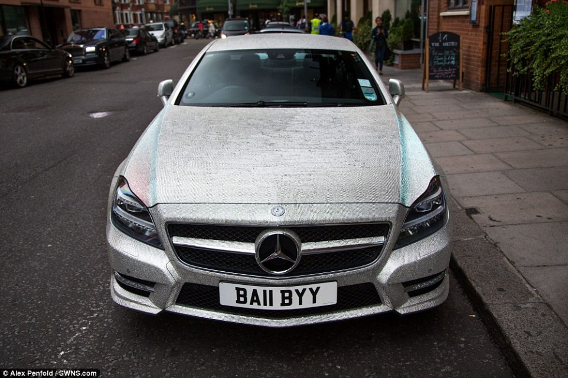 Mercedes-Benz CLS 350 Swarovski crystals (1)