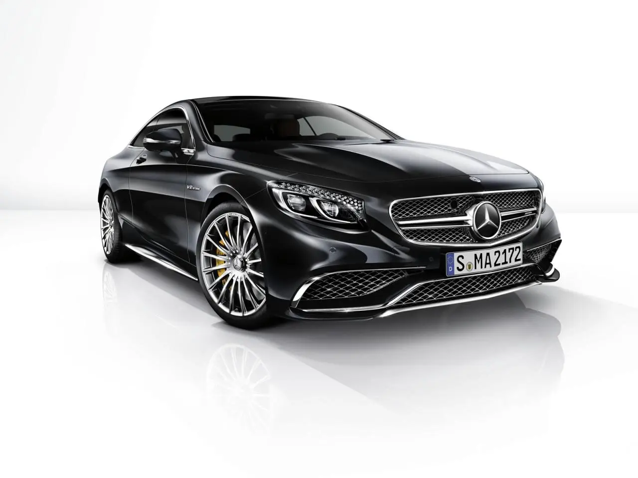 Mercedes-Benz S65 AMG Coupe (1)