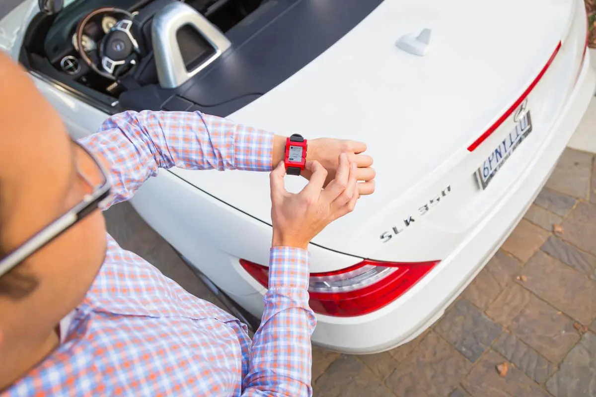 Mercedes Pebble smart watch