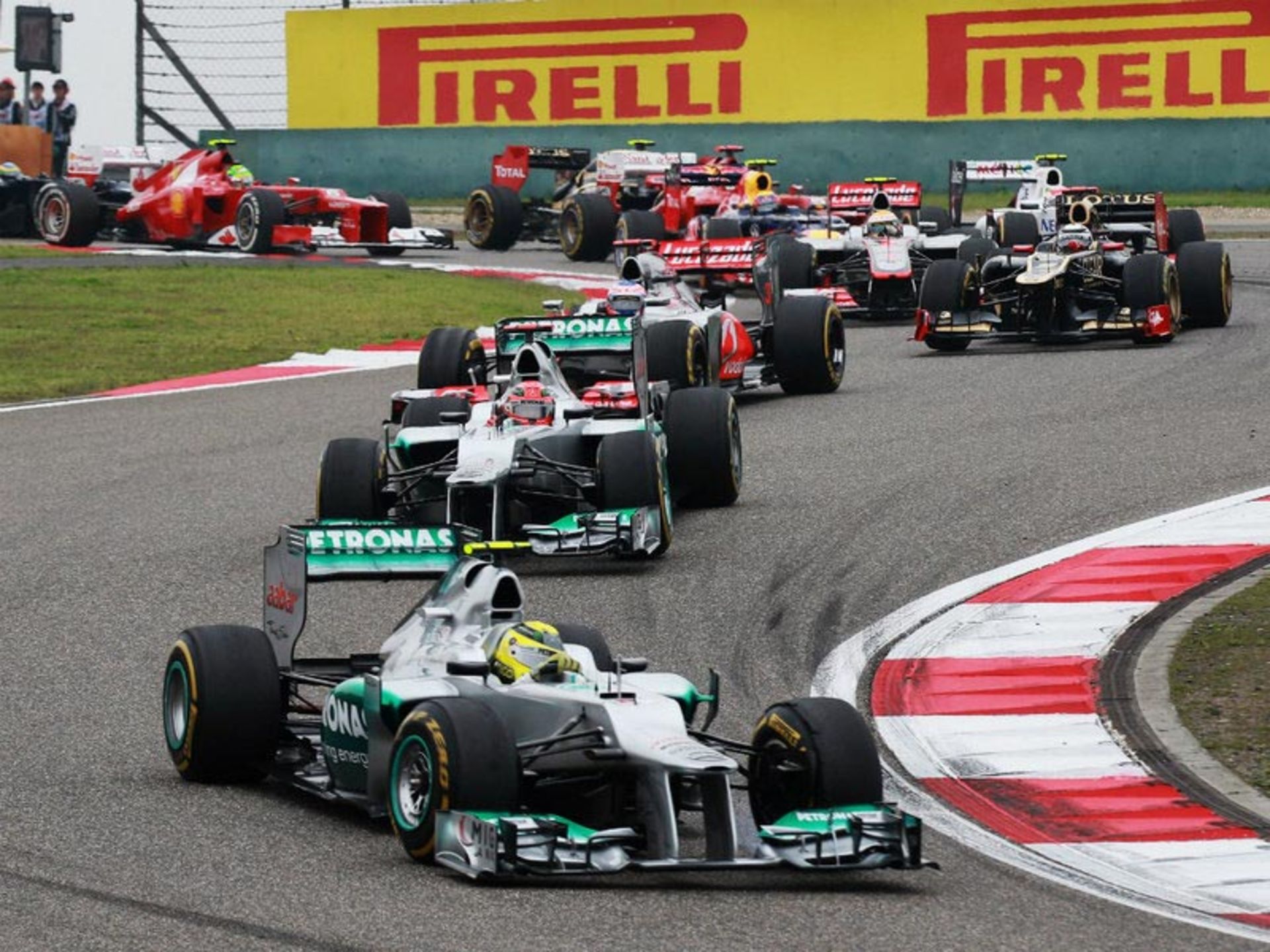 Nico-Rosberg-Mercedes-Start_2749875