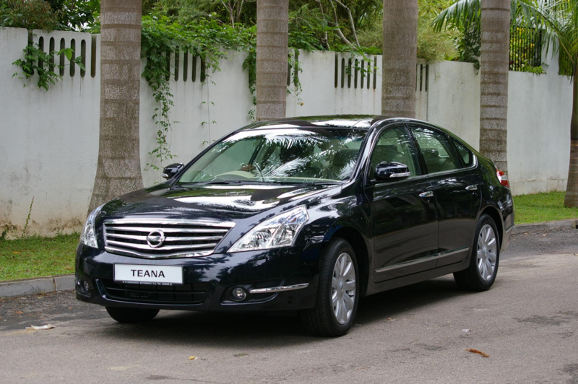 Nissan-Teana