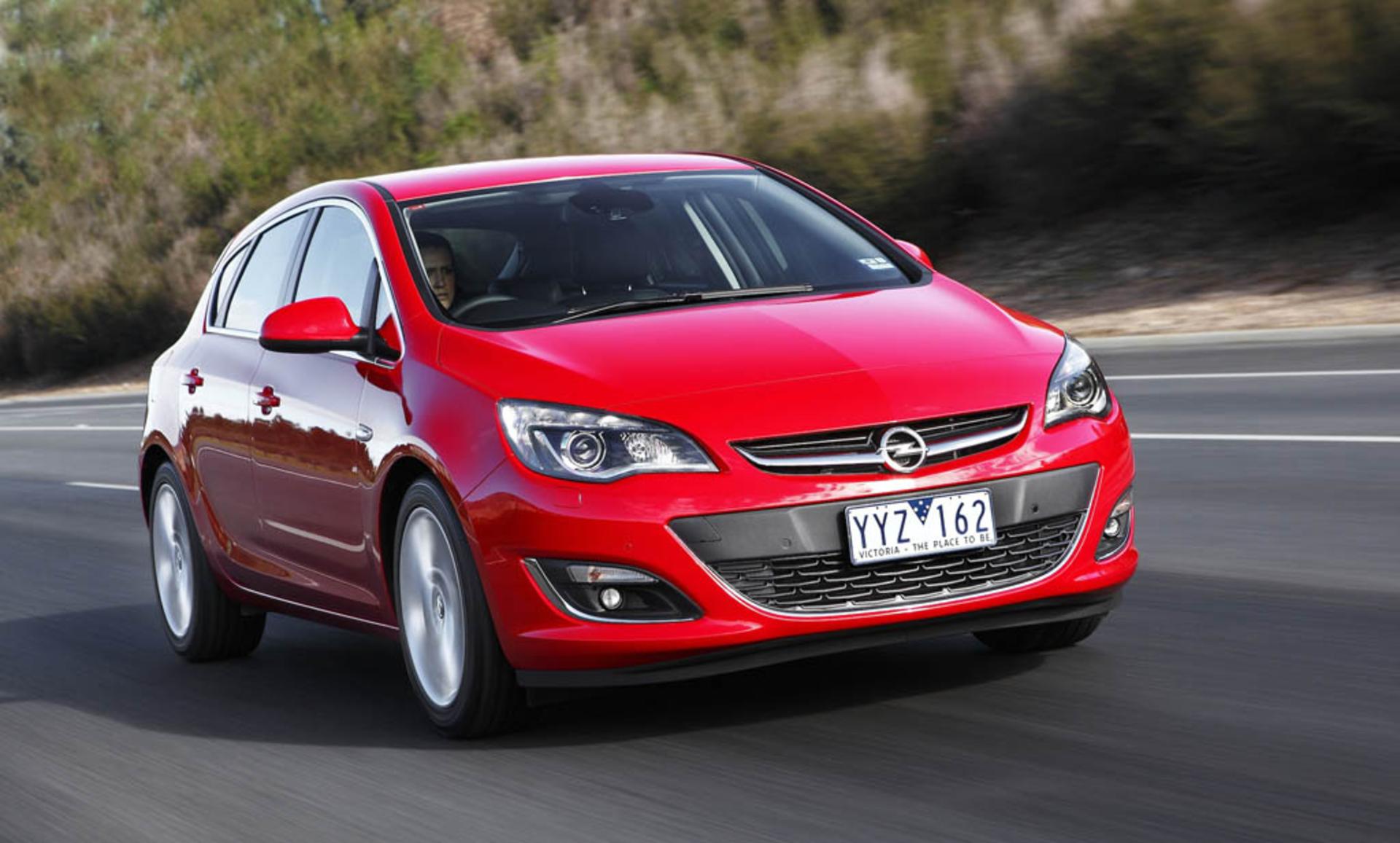 Opel-Astra-5dr-red-tracking1