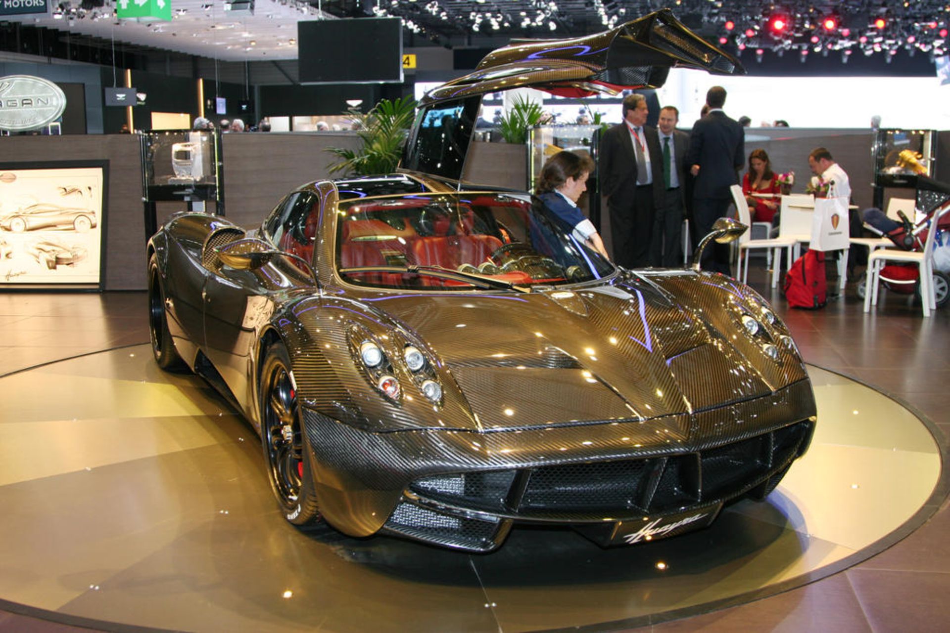 Pagani Huayra Carbon Edition 