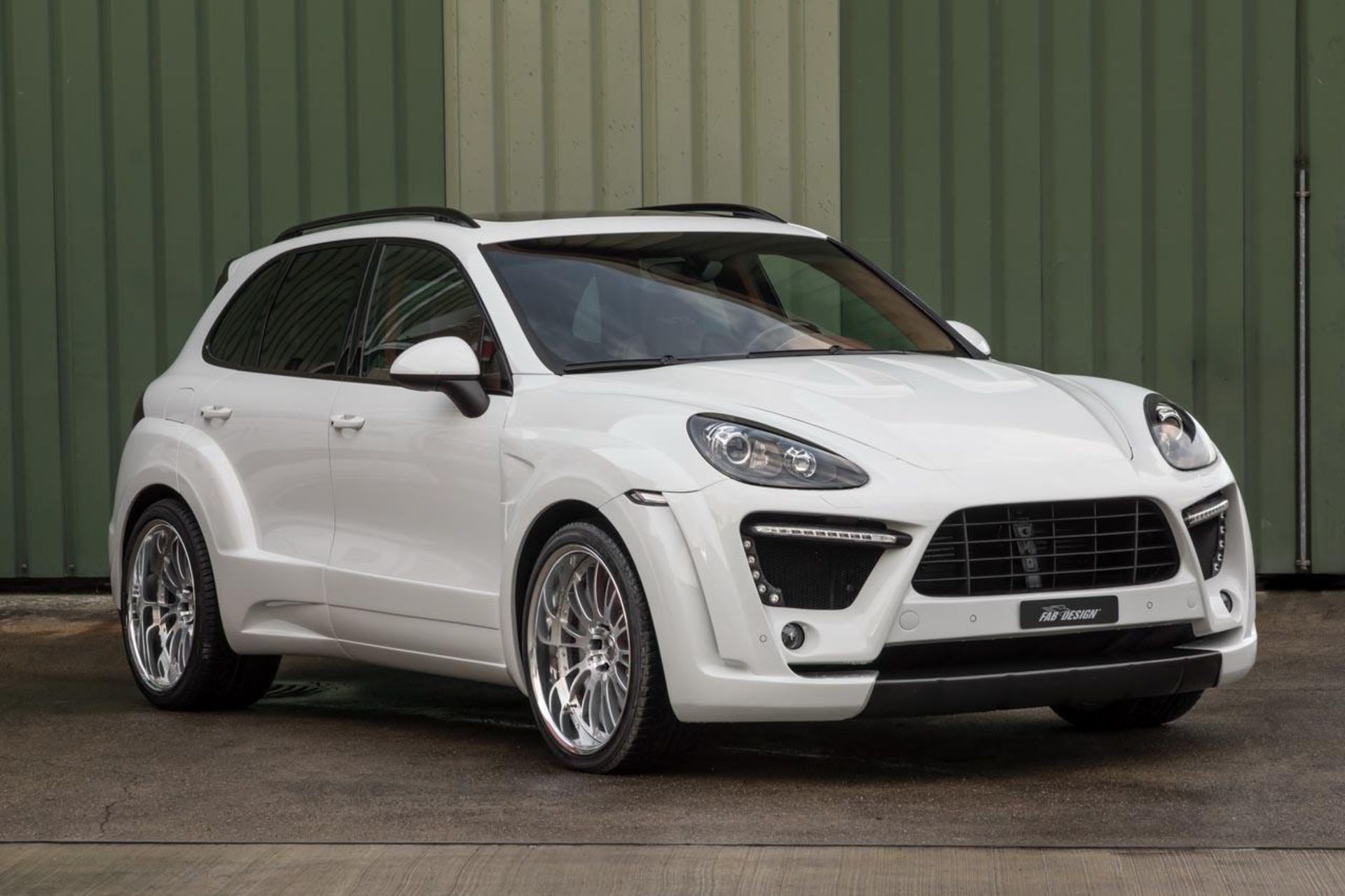 Porsche Cayenne Emperor II by FAB Design