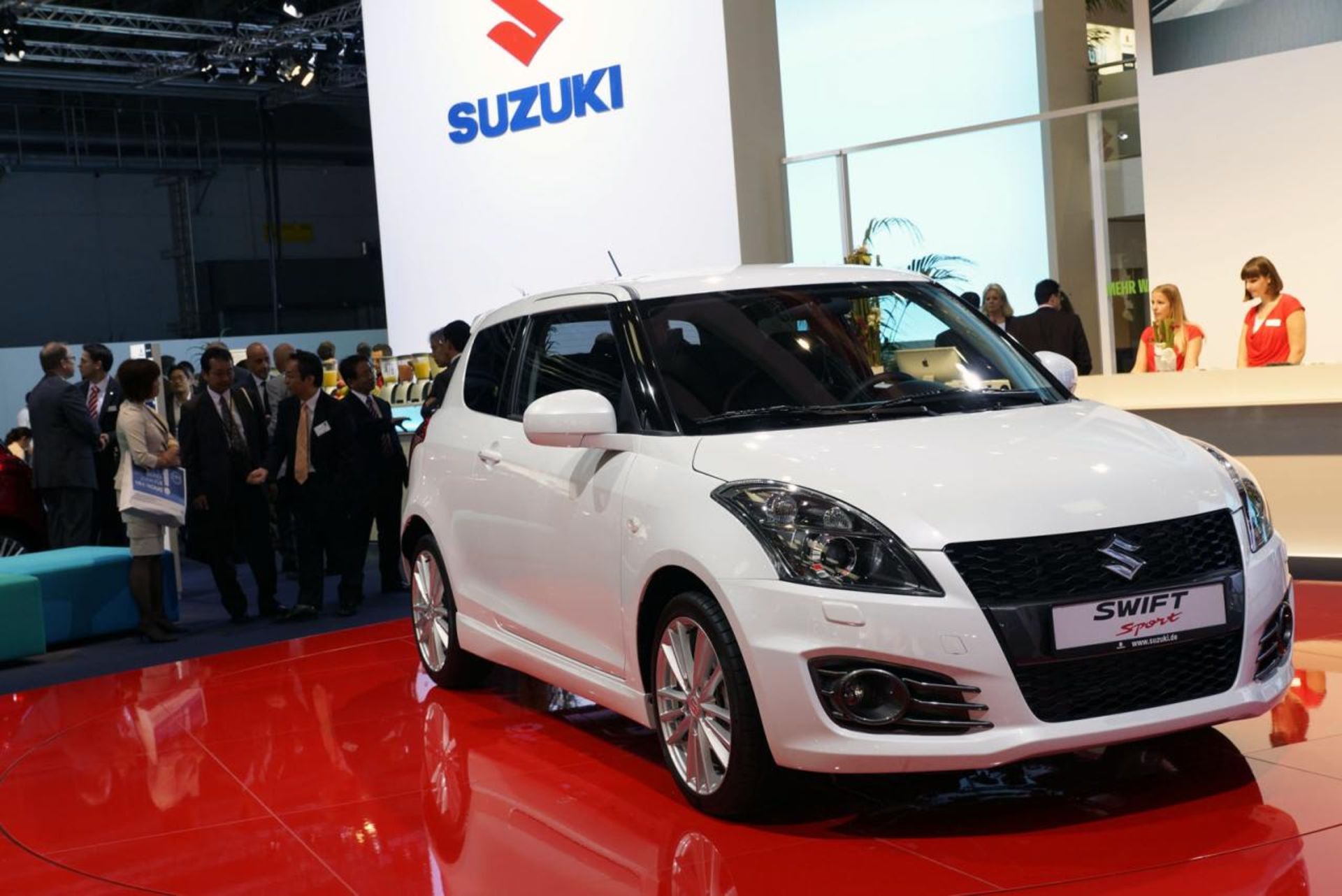 Suzuki Swift Sport debuts in Frankfurt