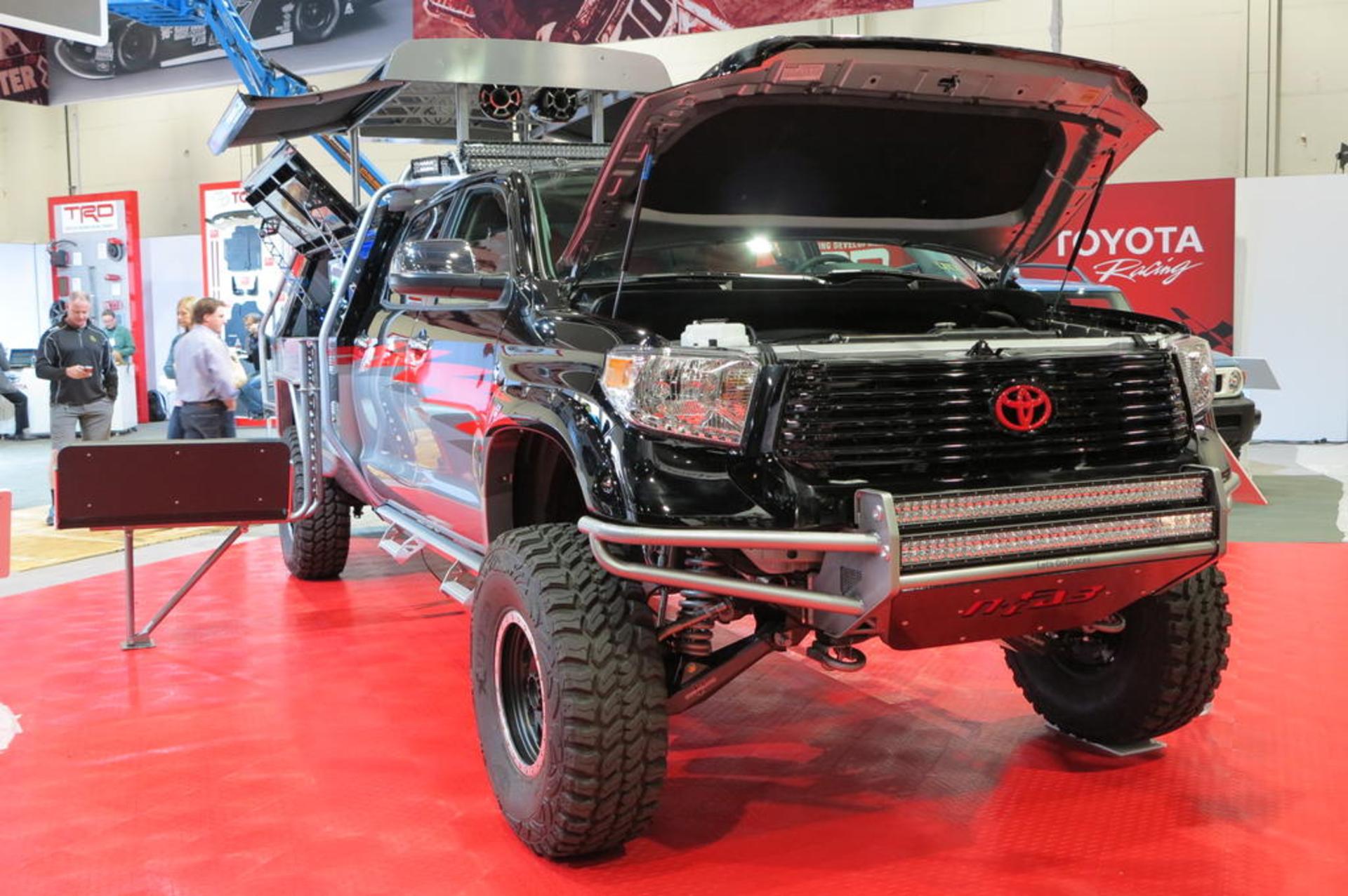 Toyota Let’s Go Moto Tundra
