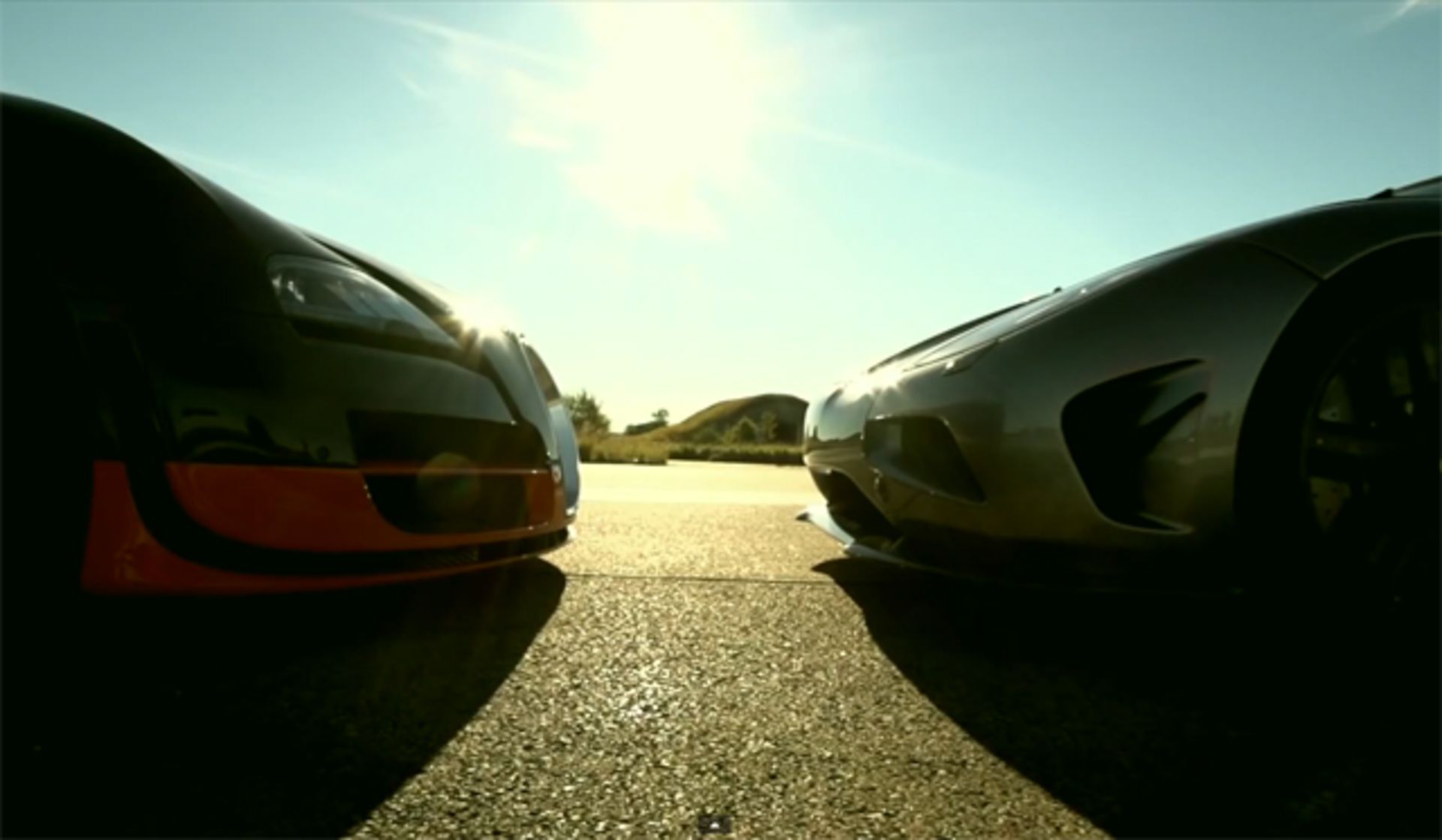 Koenigsegg Agera R vs Bugatti Veyron Grand Sport Vitesse