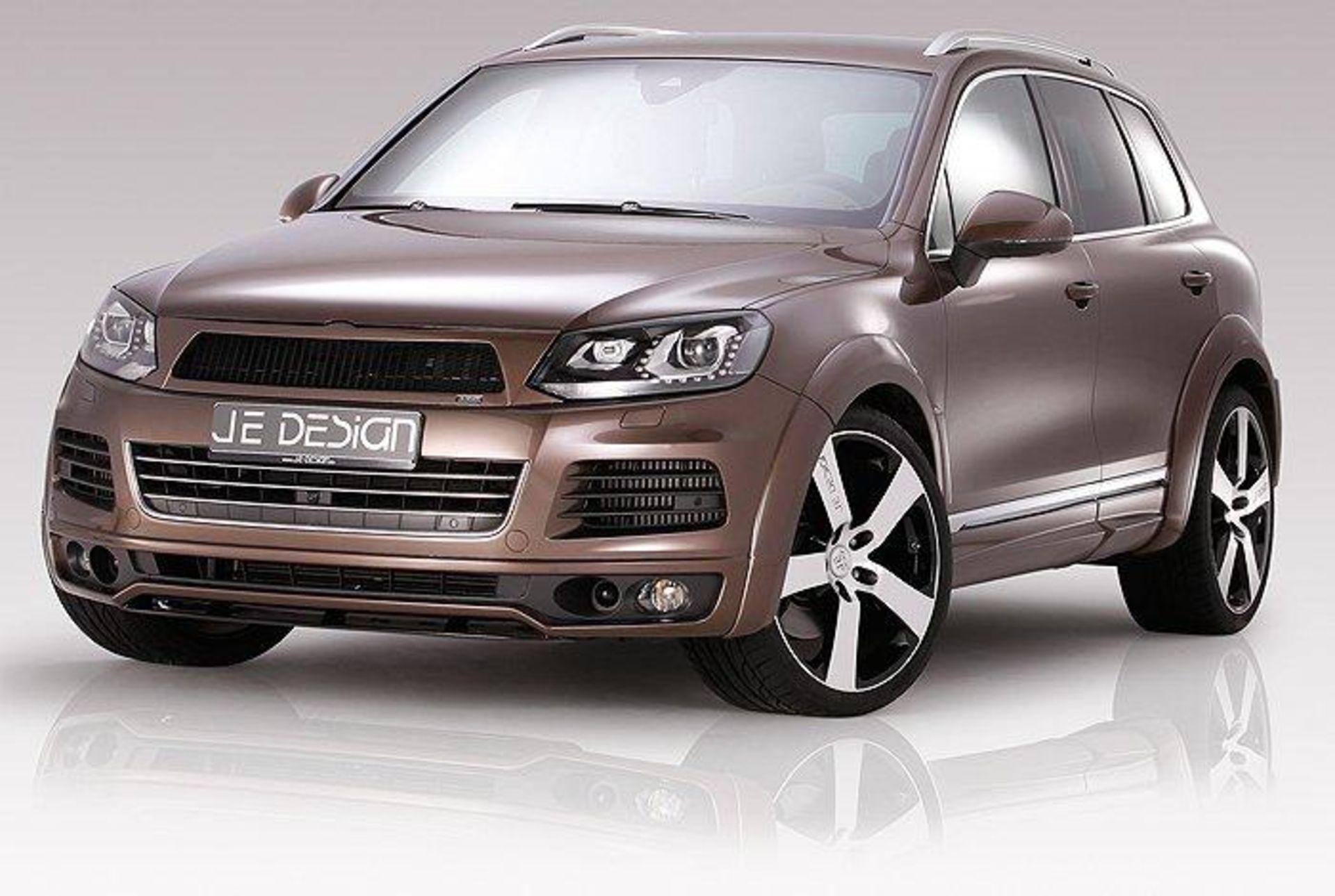 VW Touareg wide-body kit by JE Design
