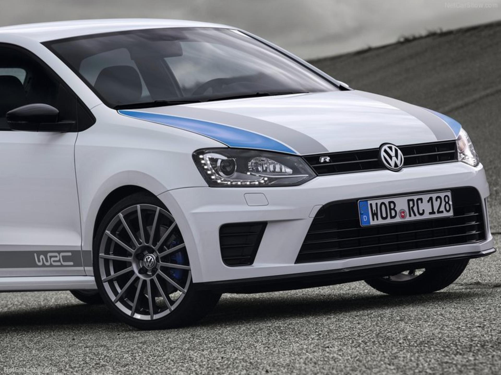 Volkswagen-Polo_R_WRC_2013_800x600_wallpaper_24