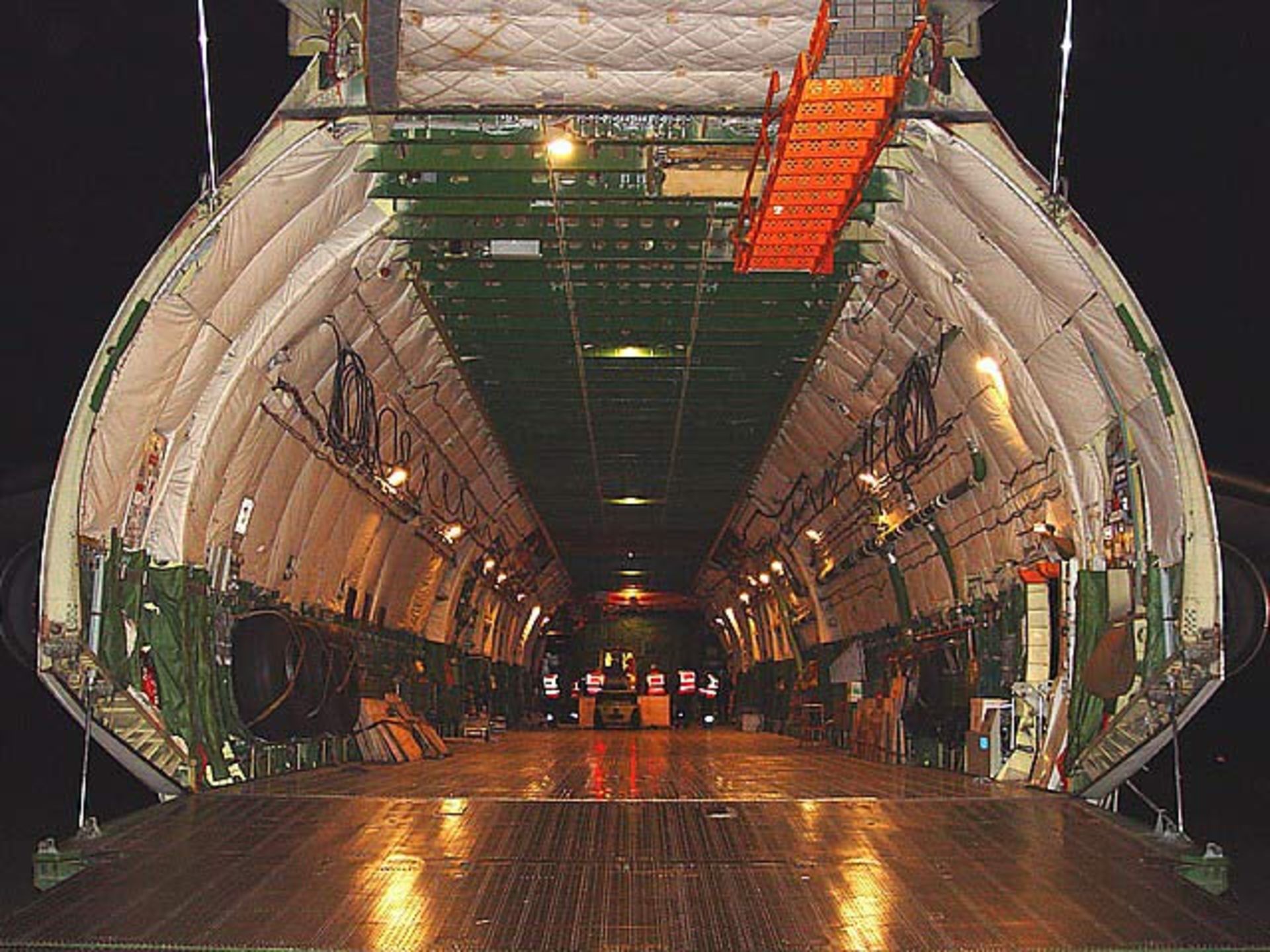 an-225