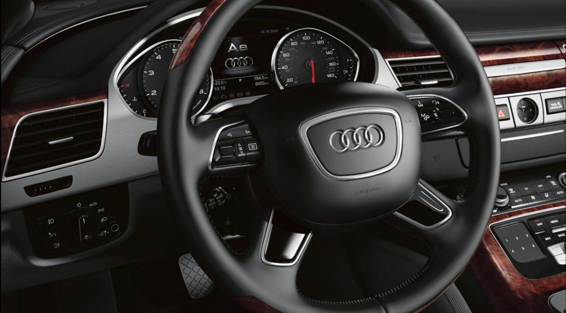 audi A8 