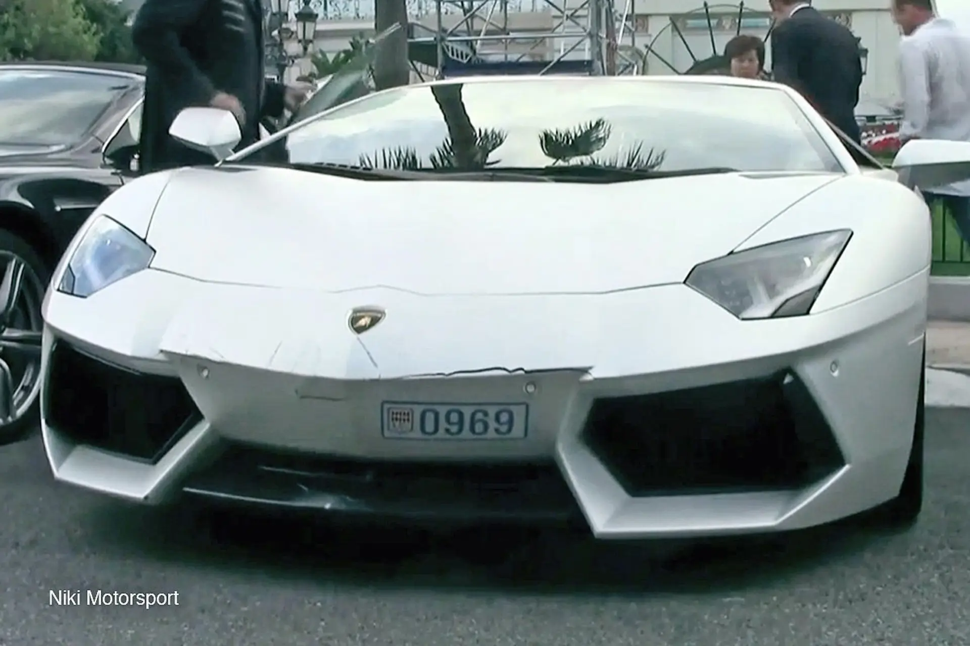lamborghini-aventador-crash-in-monaco.jpg__1200x800_q85_crop_upscale