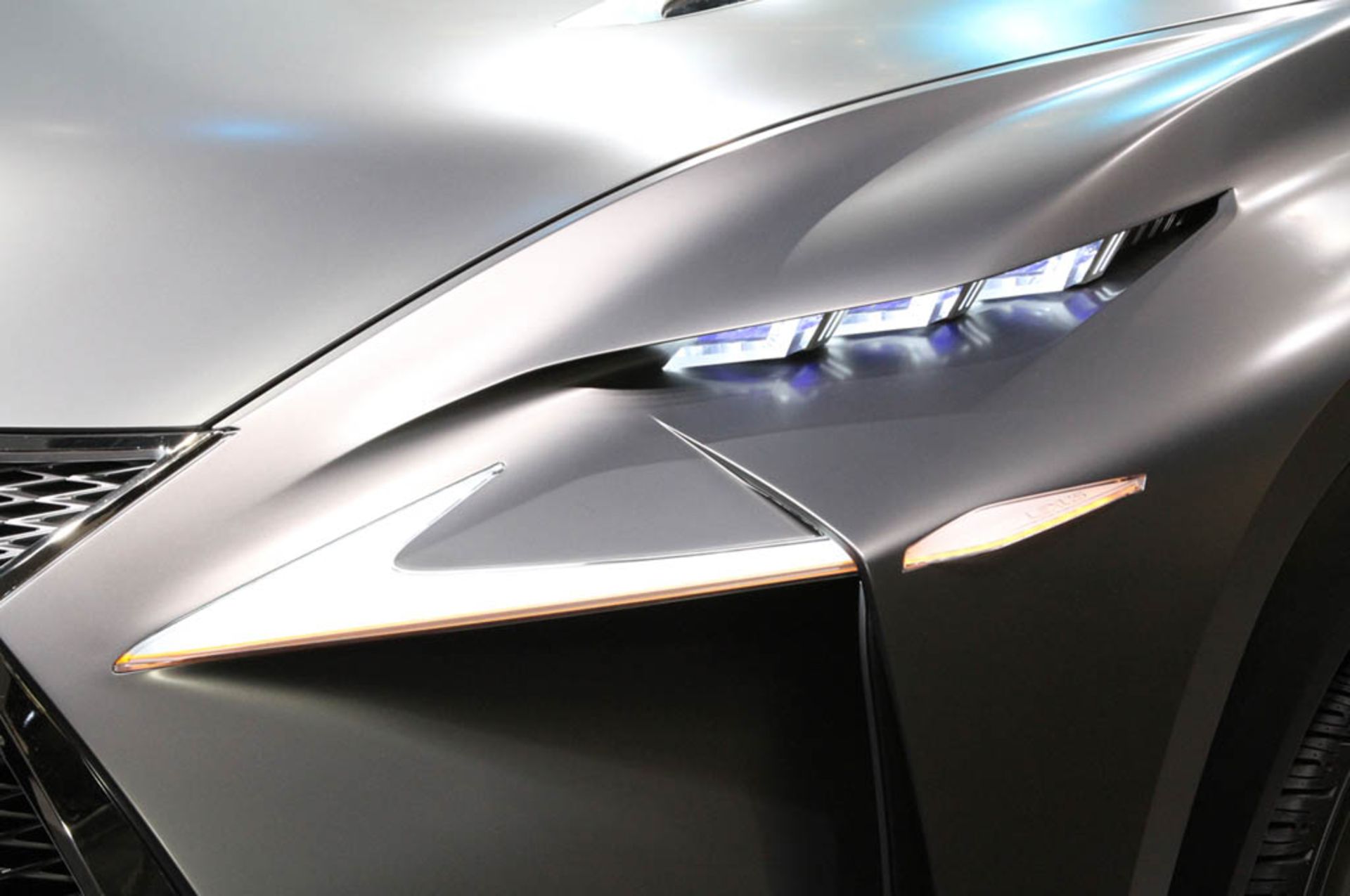 lexus-lf-nx-concept-headlights1