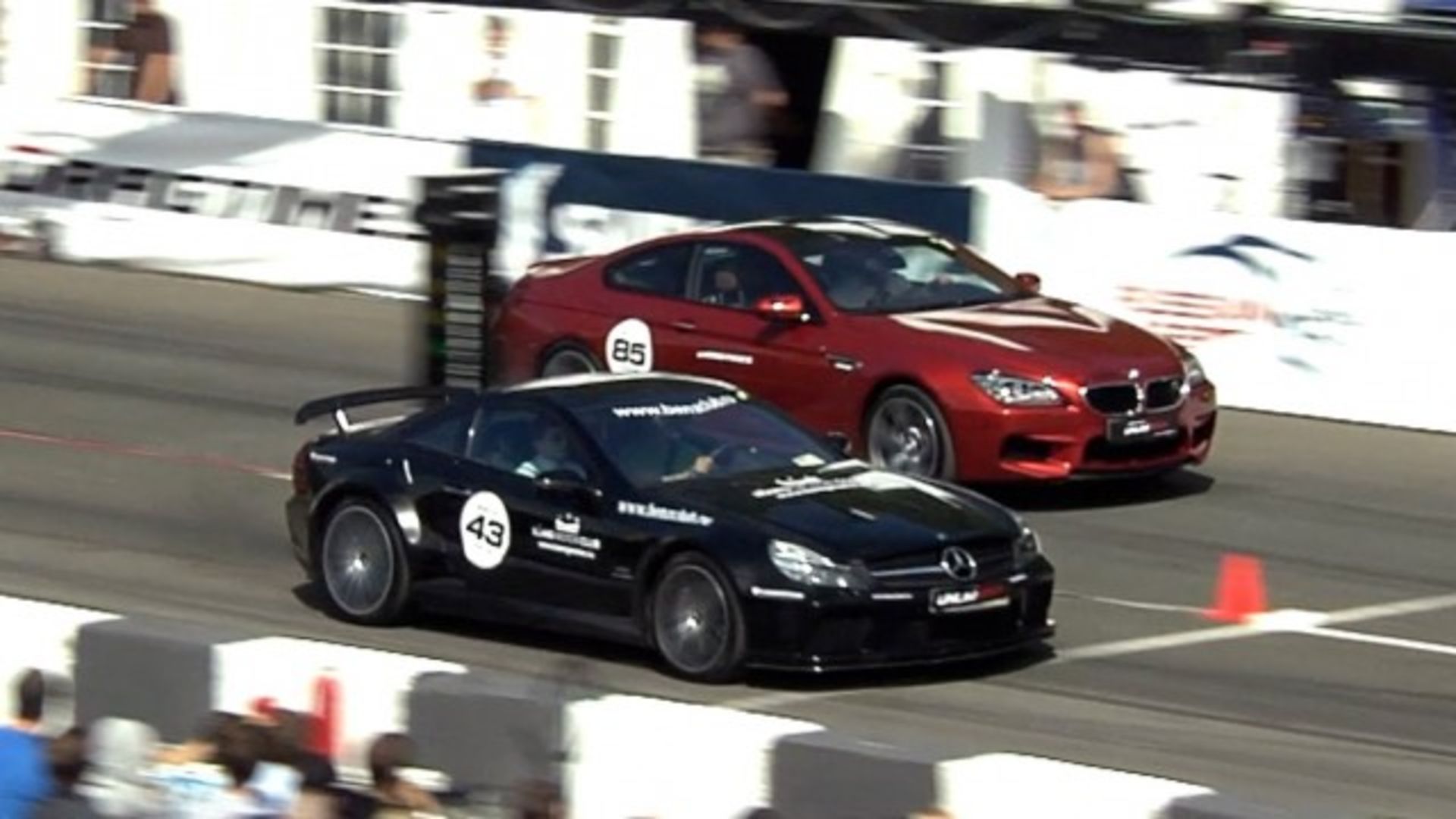 mercedes-sl-65-amg-black-series-vs-bmw-m6-f12-and-porsche-911-turbo-640x360