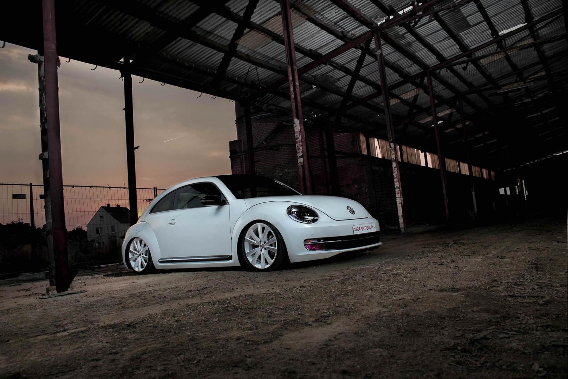 mr-car-design-tunes-new-volkswagen-beetle_4