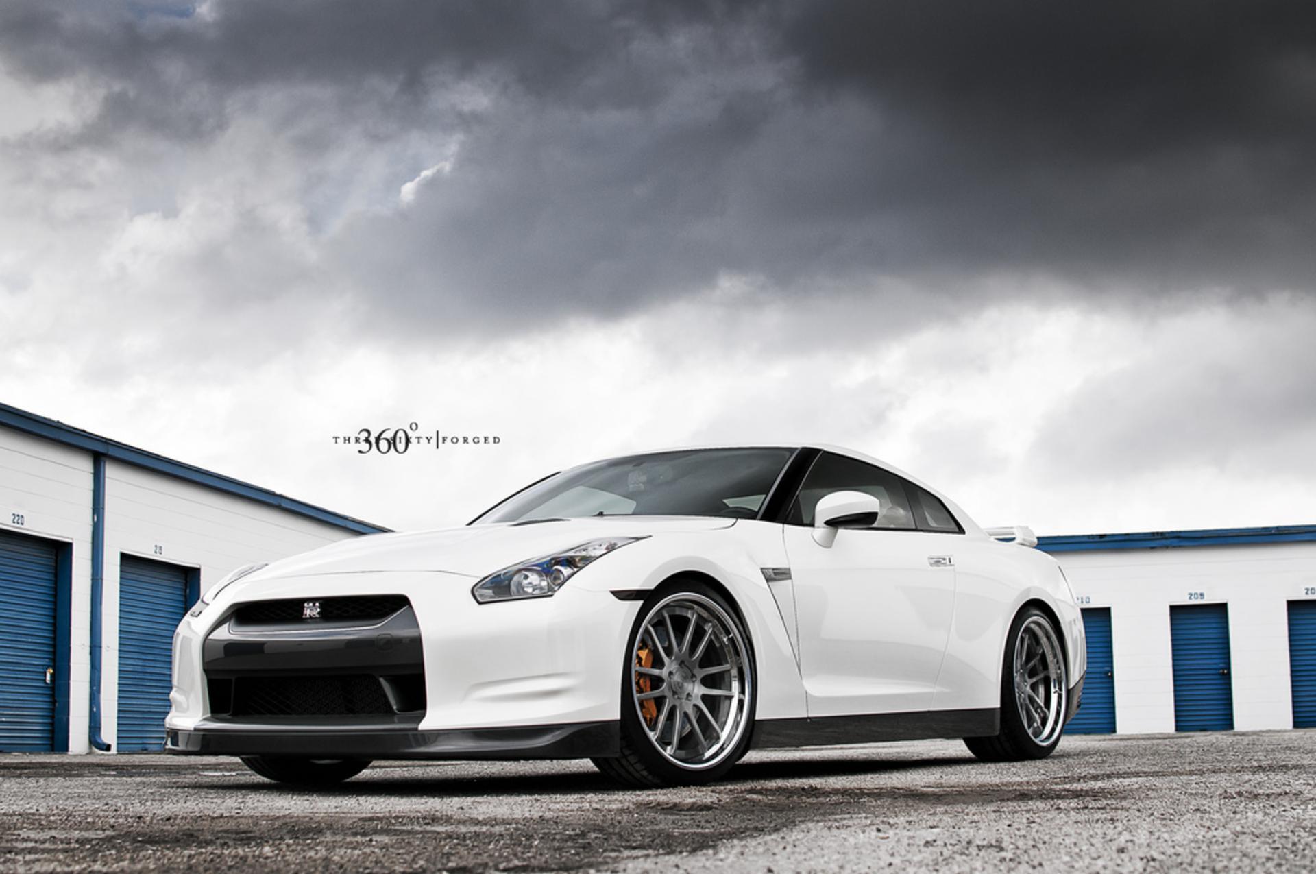 Nissan GTR With 360 Forged Concave Spec 12 