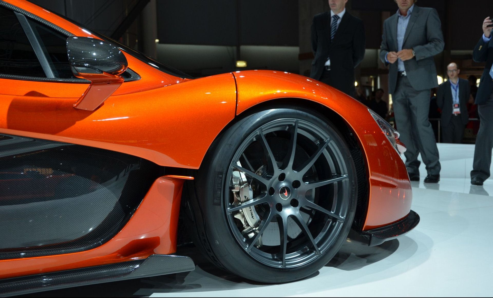 paris-2012-mclaren-p1-design-study-021