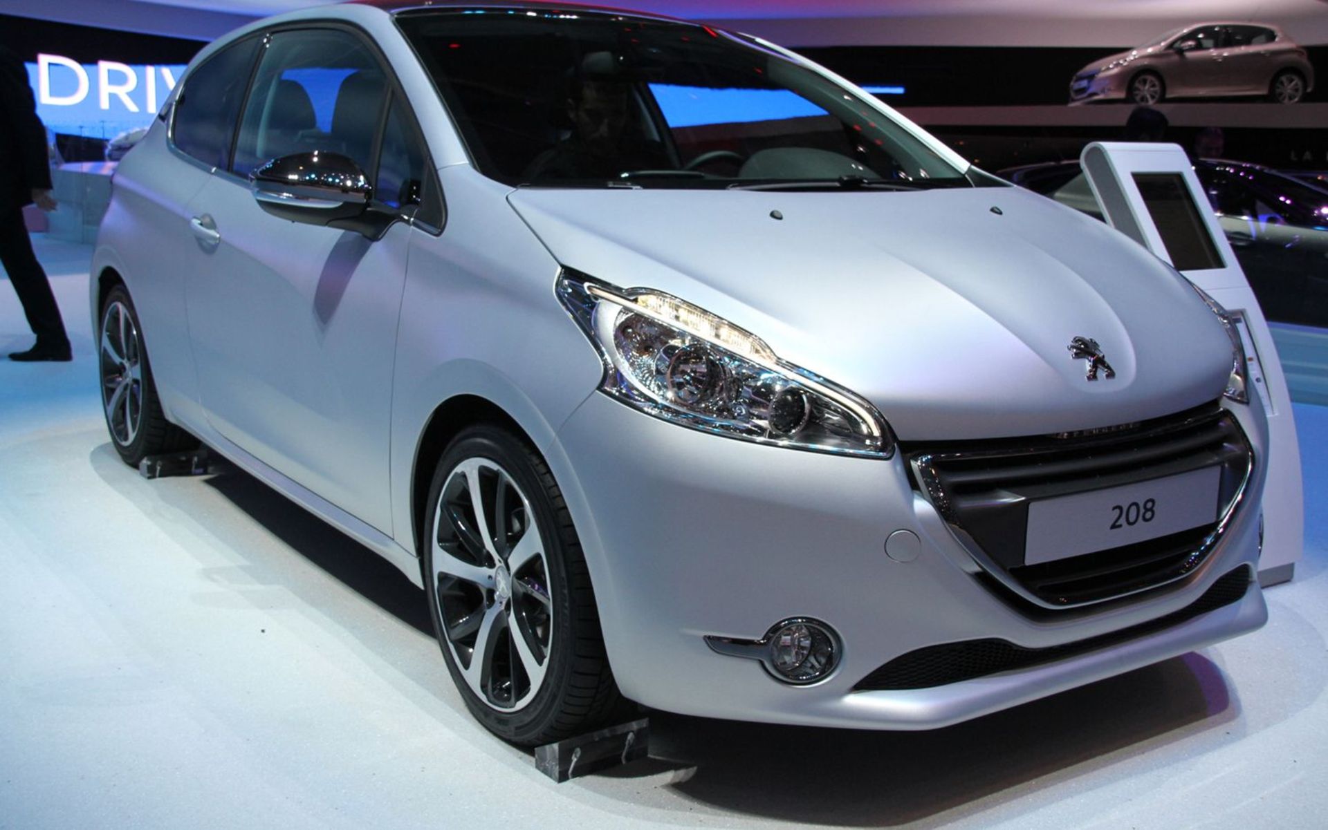 peugeot 208 GTI concept