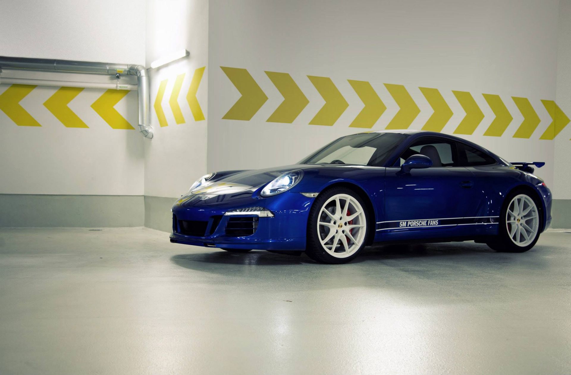 porsche-911-5m-facebook-3