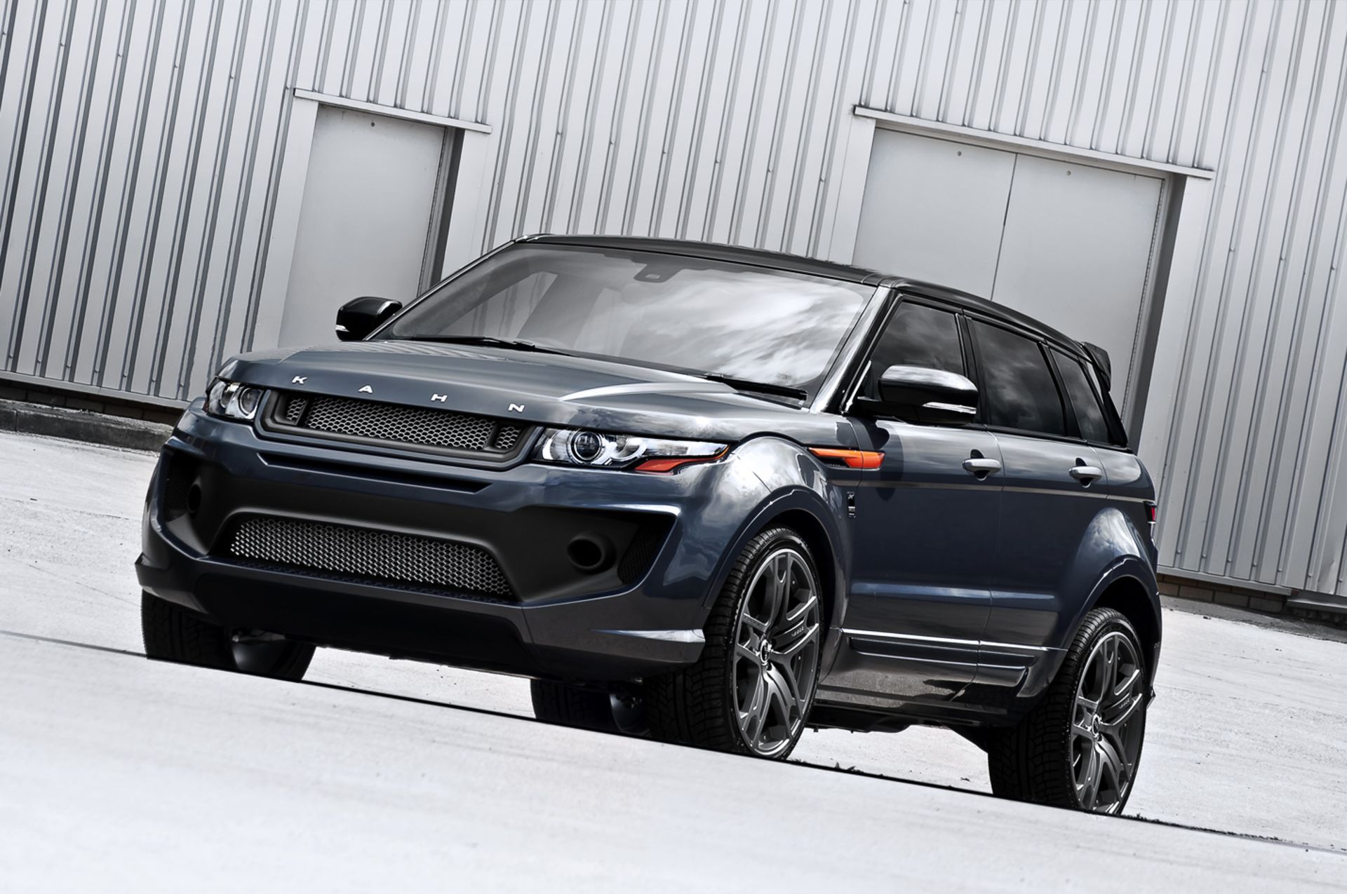 Kahn Evoque Dark Tungsten RS250