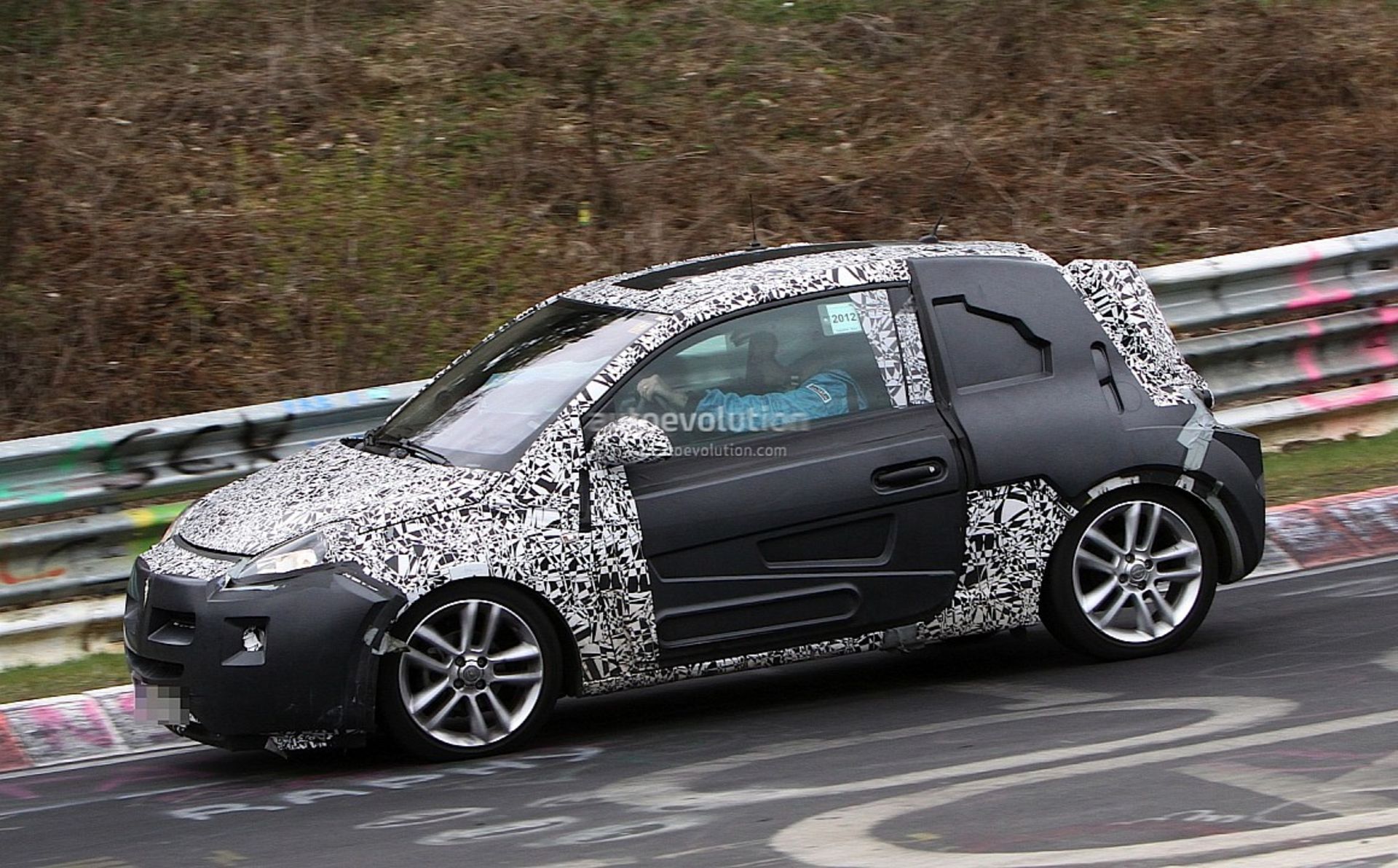 Opel Adam 2013