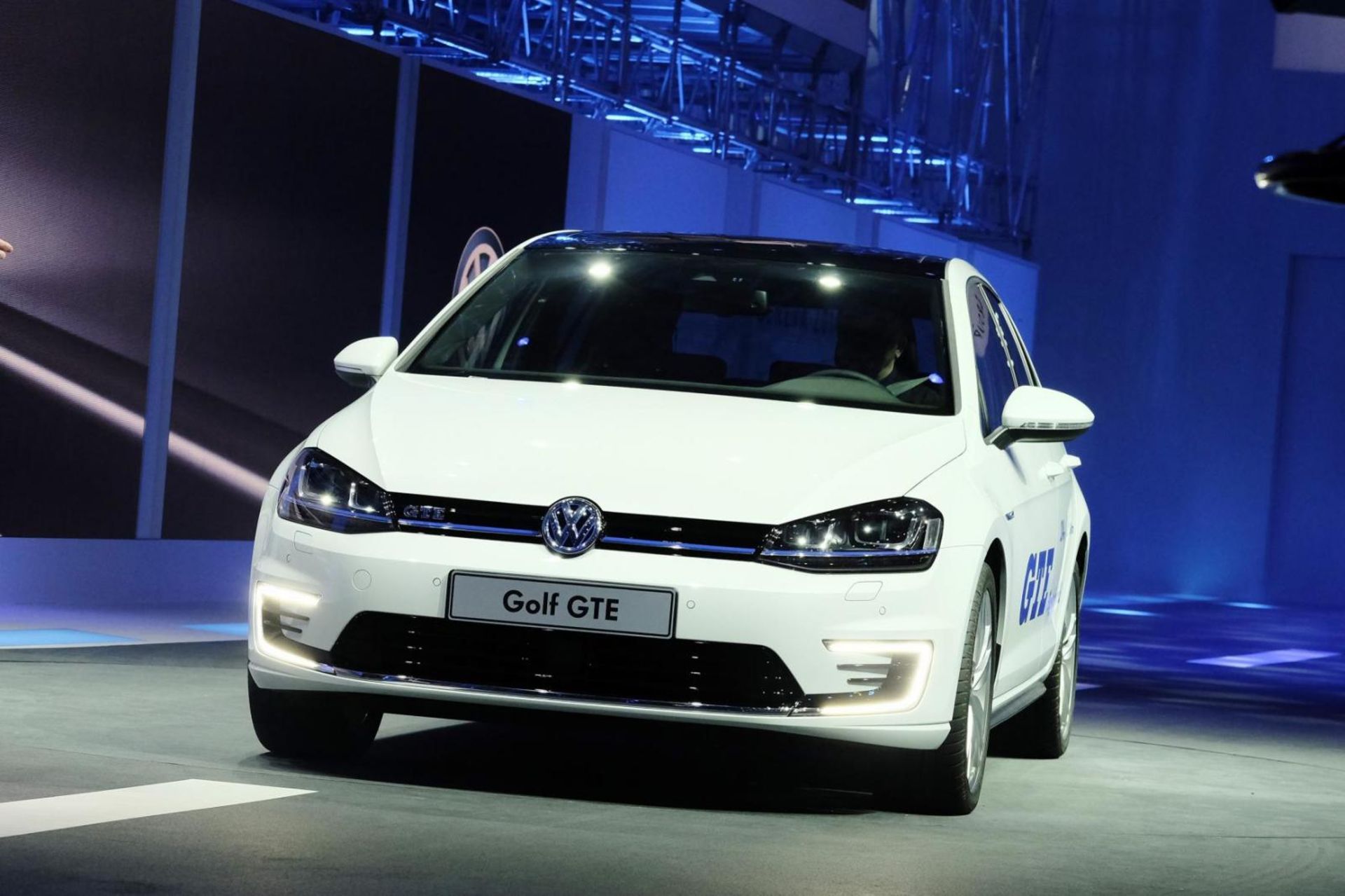 vw1165162660622758013