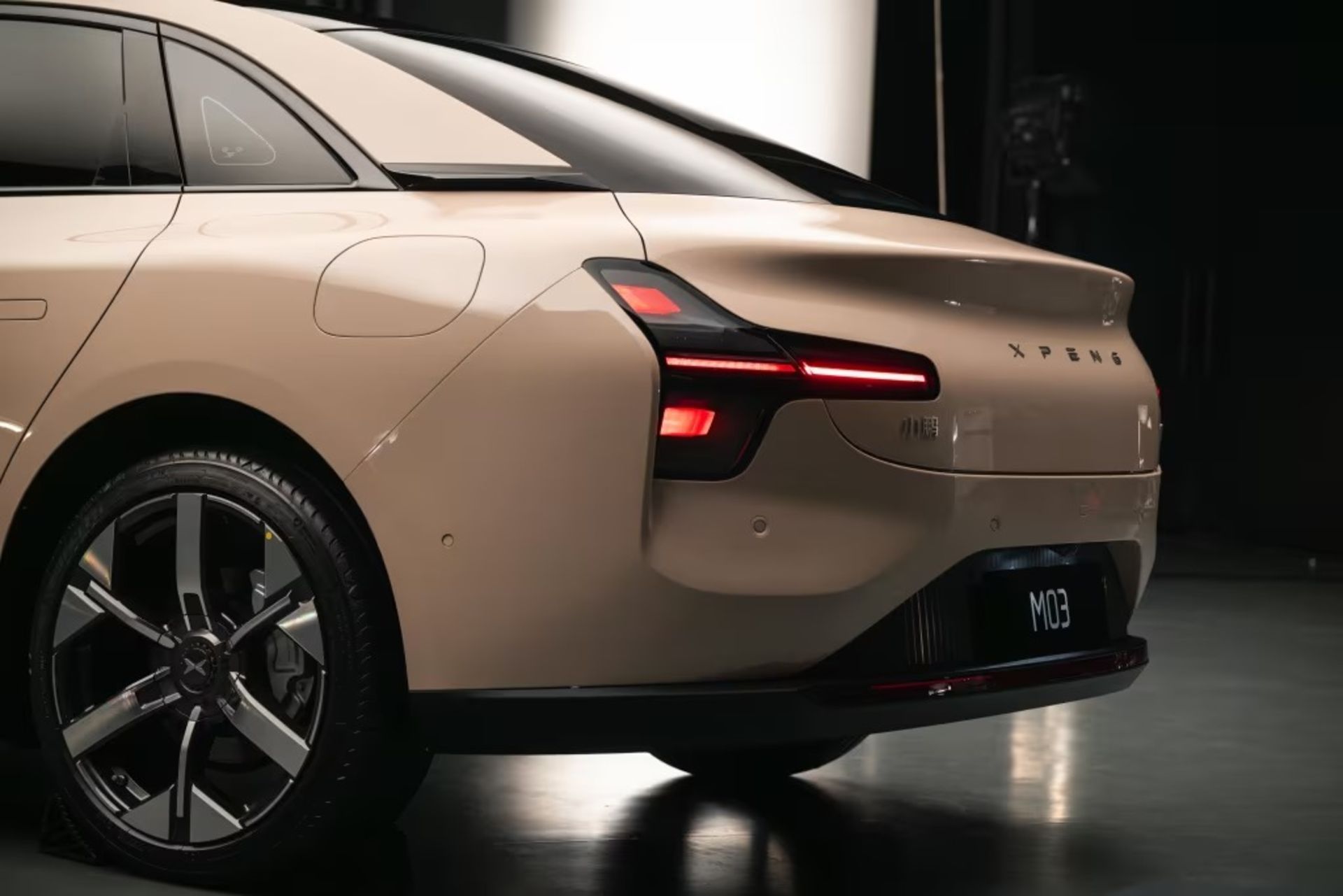 xpeng mona m03