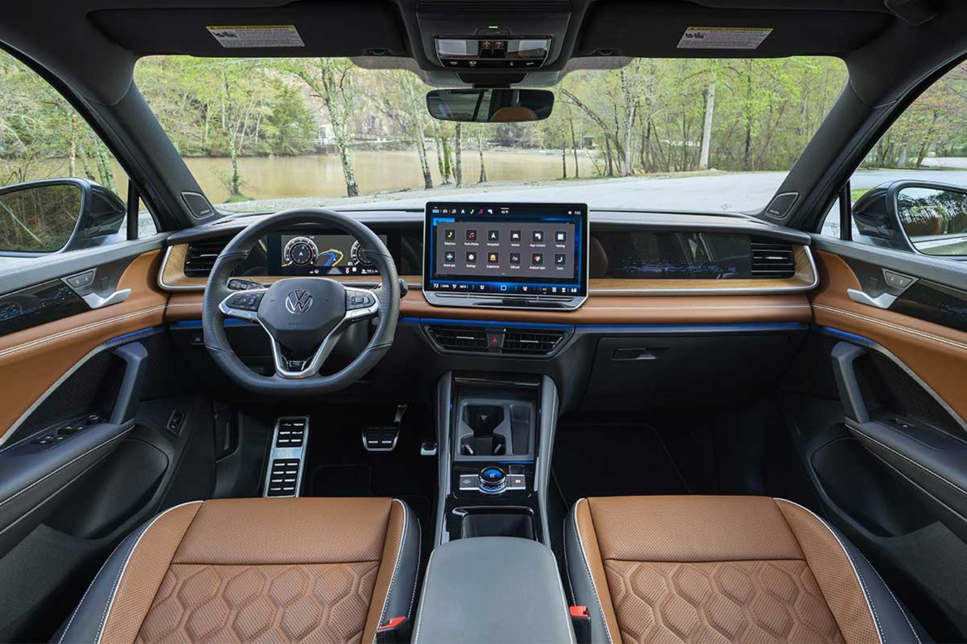 فولکس‌واگن تایرون L