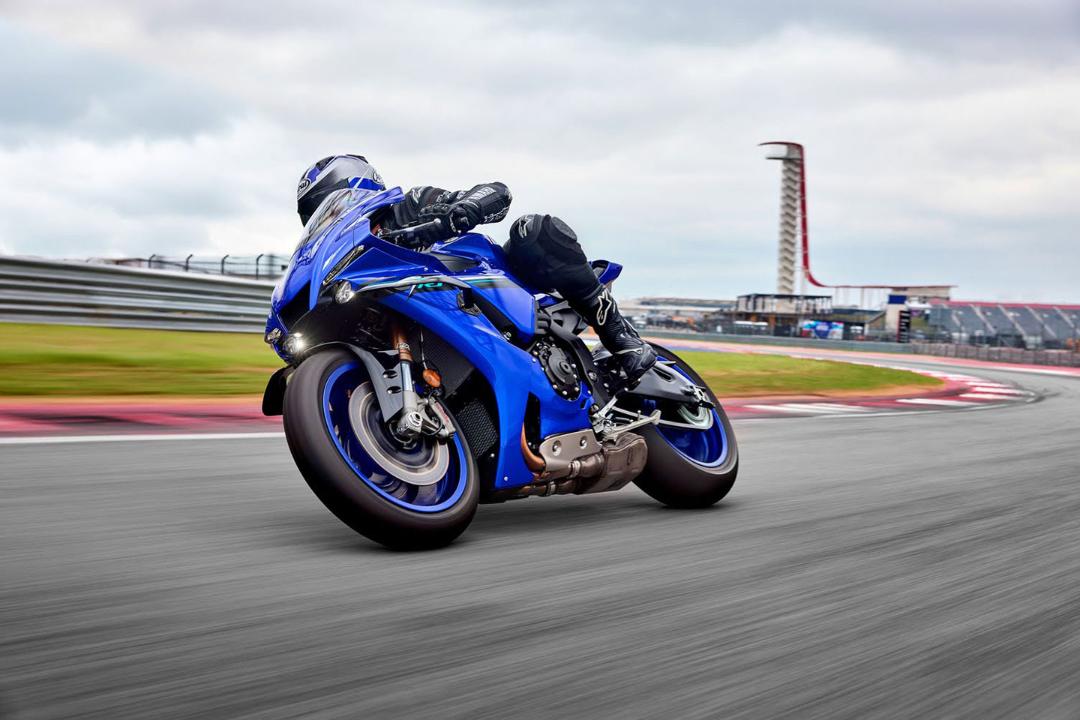 موتورسیکلت یاماها YZF-R1