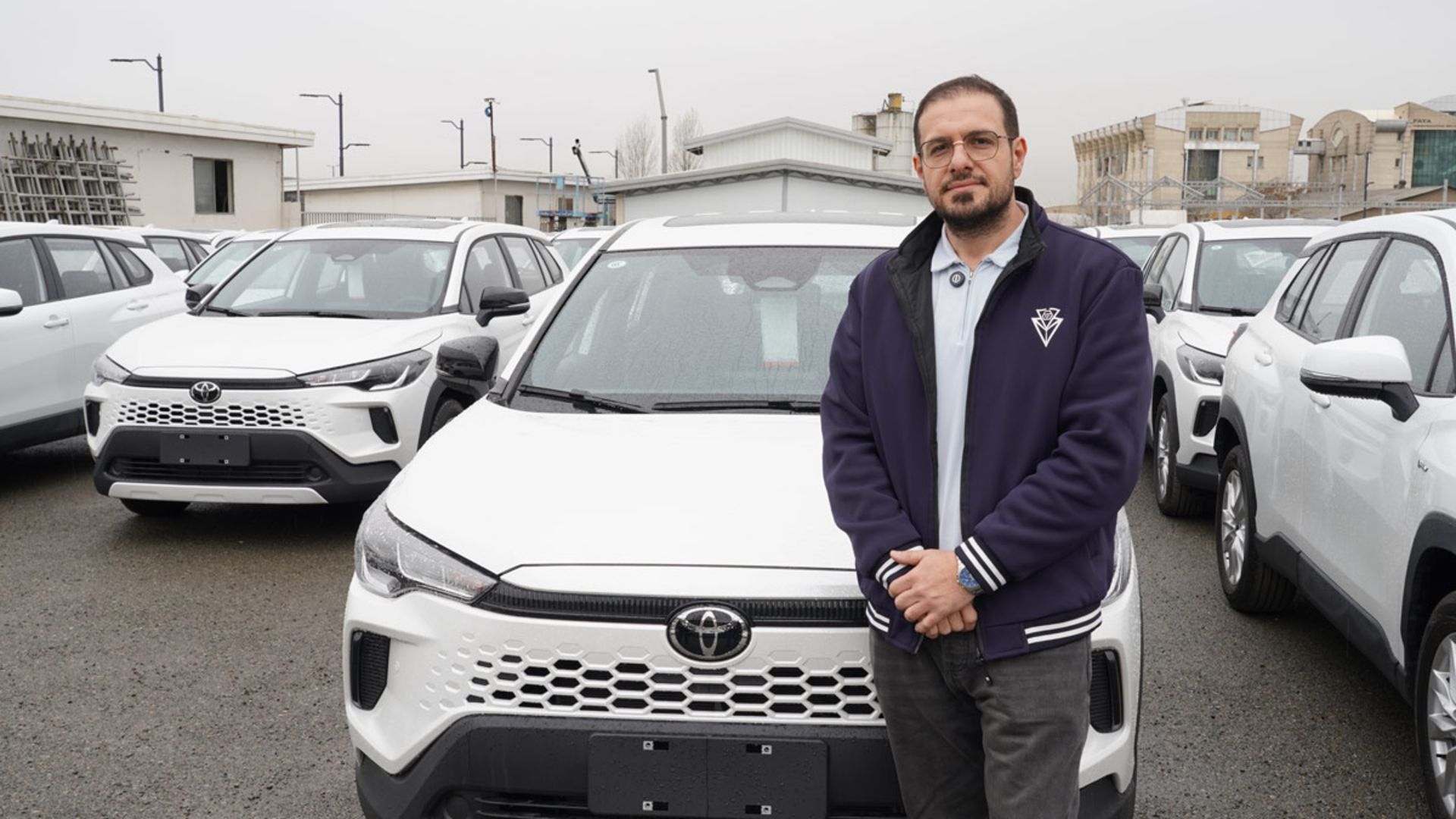 تحویل تویوتا کرولا کراس نیو فیس گروه خودرویی تاو