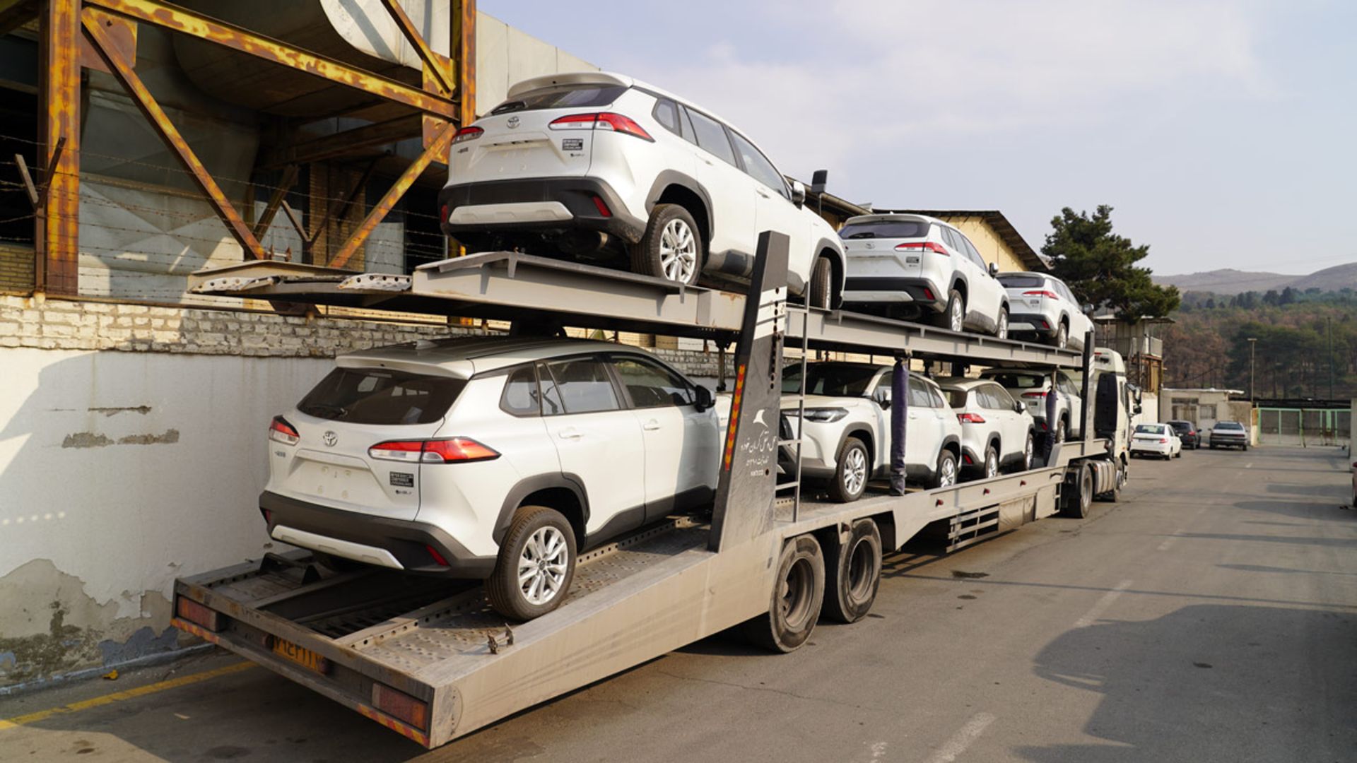 تحویل تویوتا کرولا کراس نیو فیس گروه خودرویی تاو