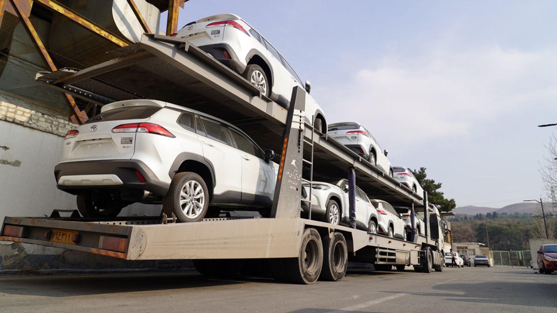 تحویل تویوتا کرولا کراس نیو فیس گروه خودرویی تاو