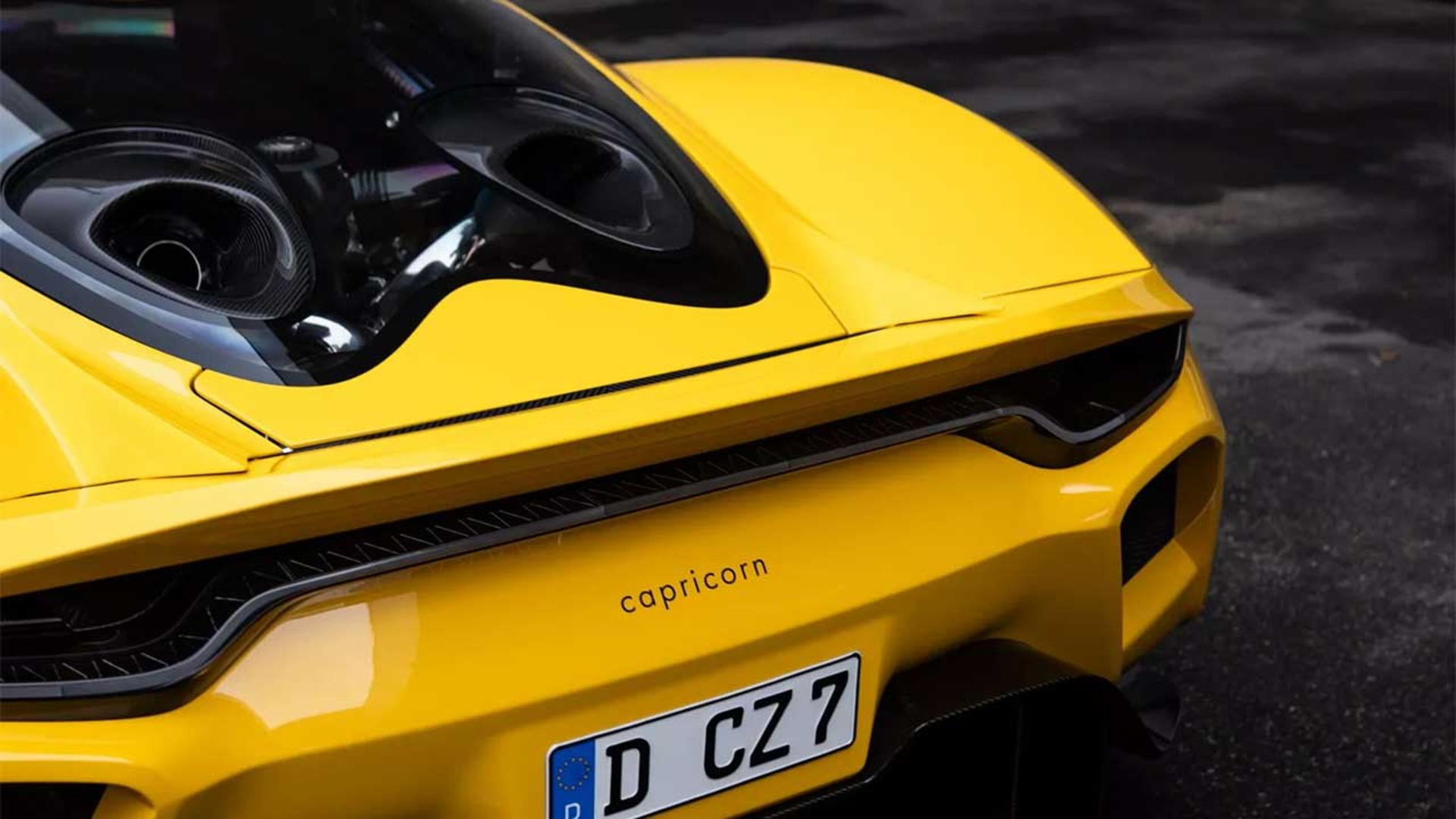 کاپریکورن ۰۱ زاگاتو 