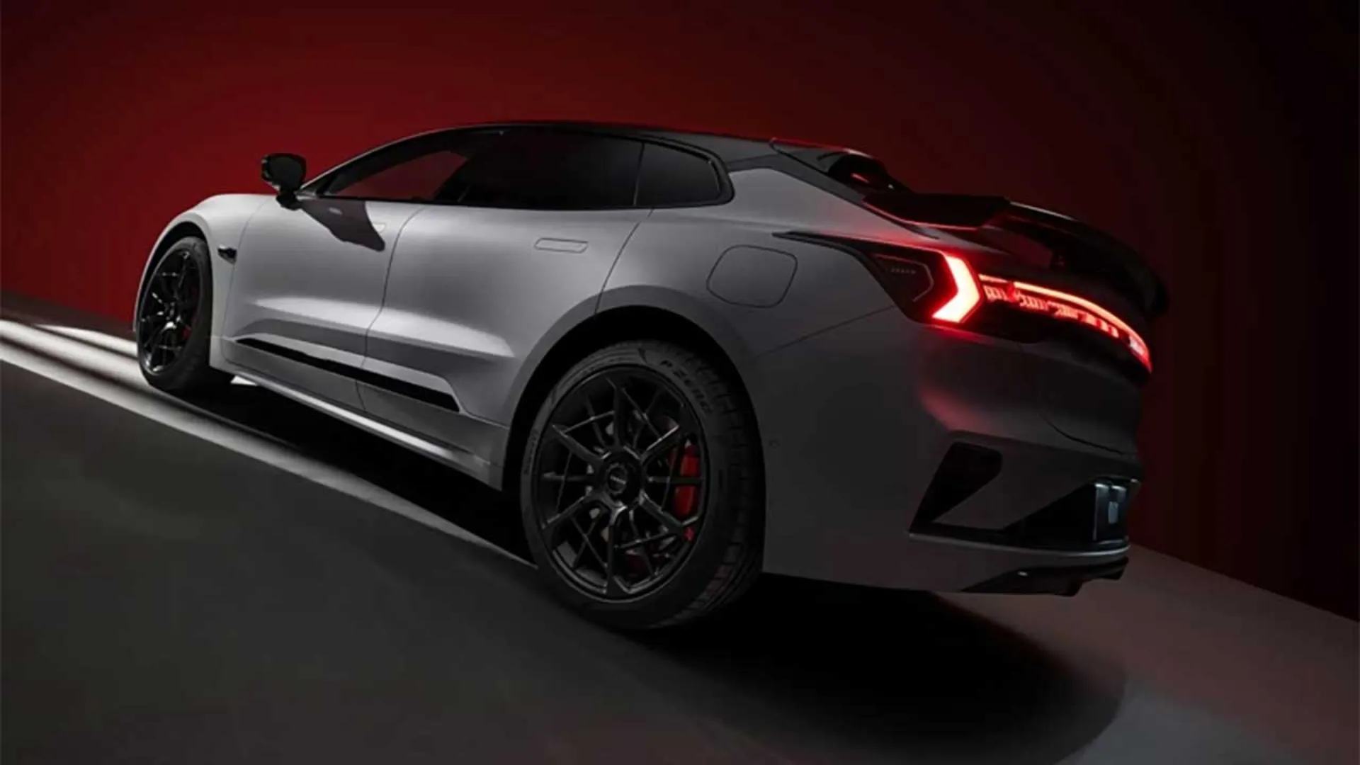 زیکر 001 نسخه پنج‌سالگی